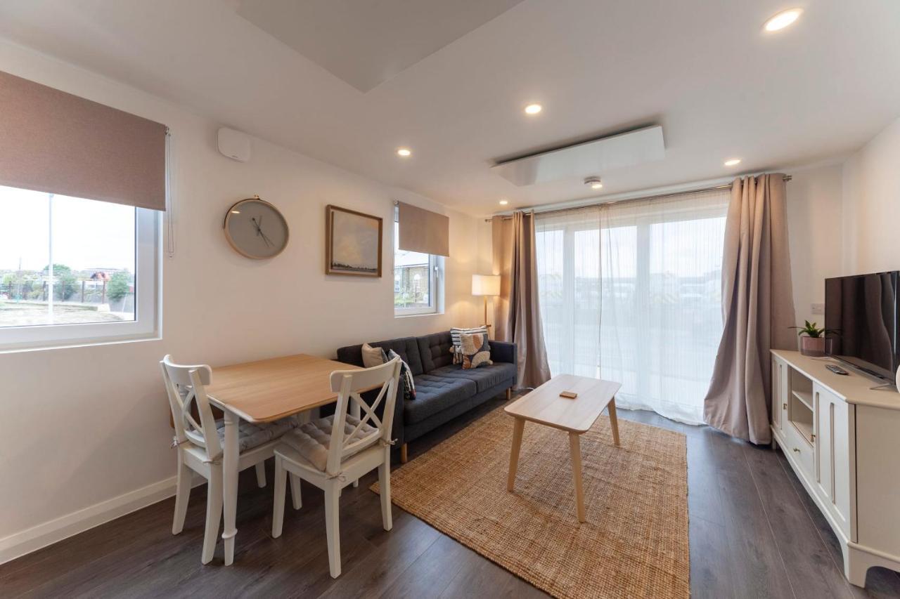Contemporary 1 Bedroom Apartment In Ashford Ashford  Exterior foto