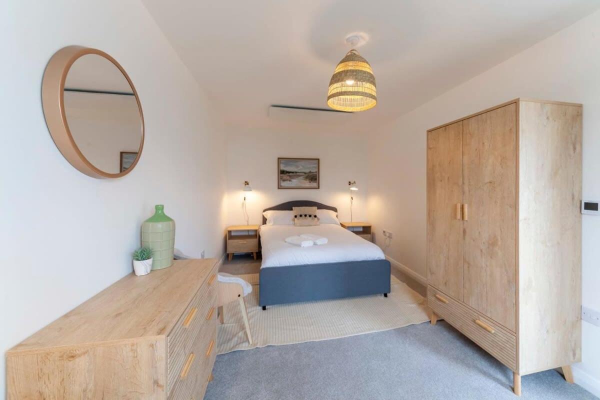 Contemporary 1 Bedroom Apartment In Ashford Ashford  Exterior foto